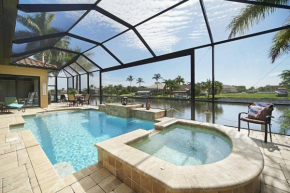 Stunning Gulf-access home with saltwater heated pool & spa - Villa Francesca